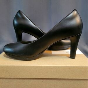 Clark's Classic Black Pumps